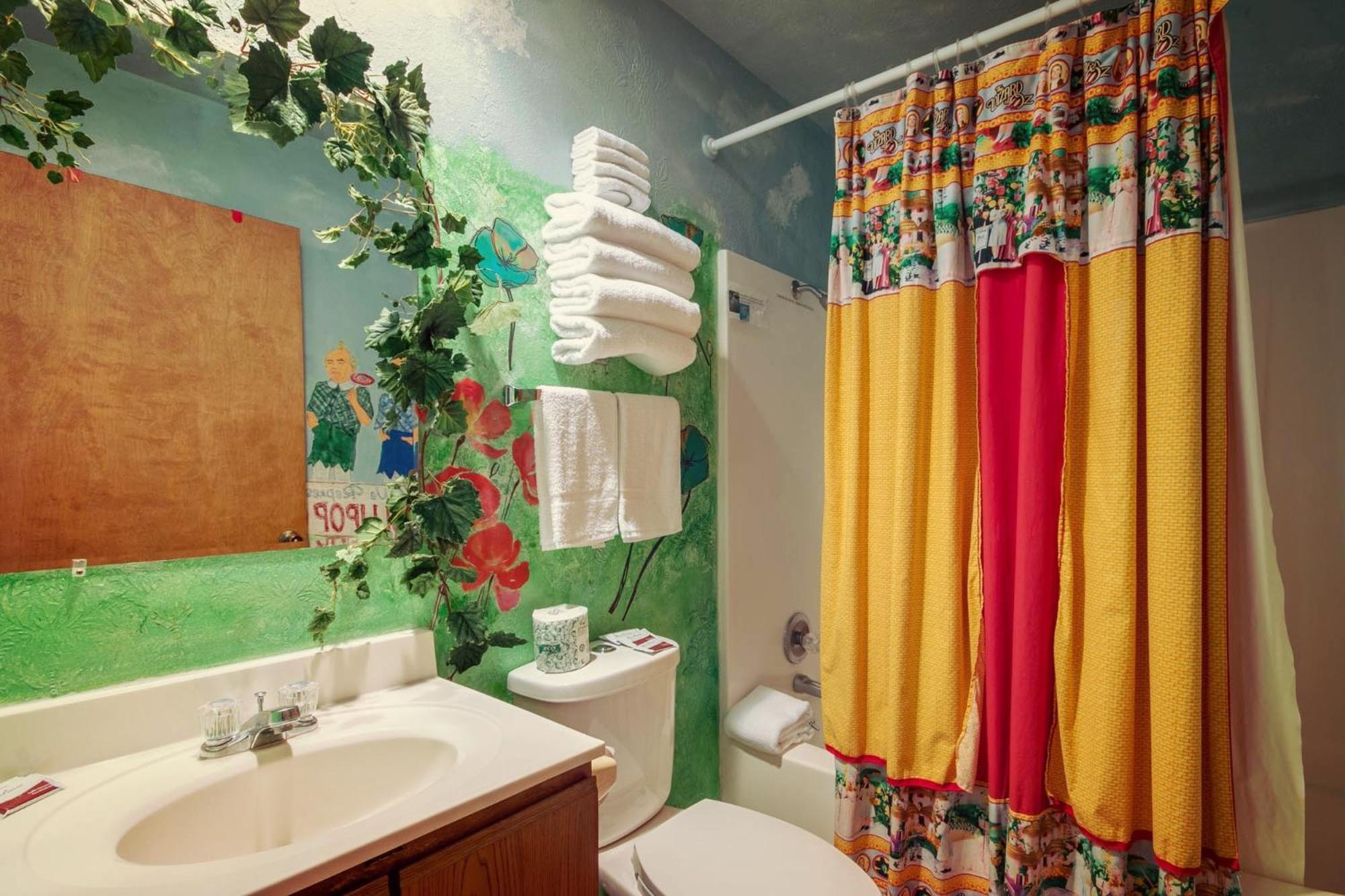 Simmer Motel Wamego Bagian luar foto